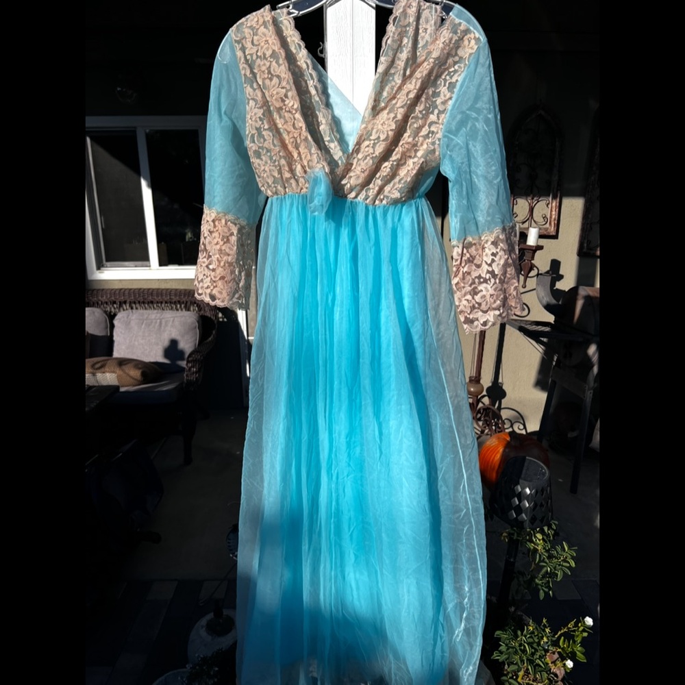 Vintage blue and cream lingerie set